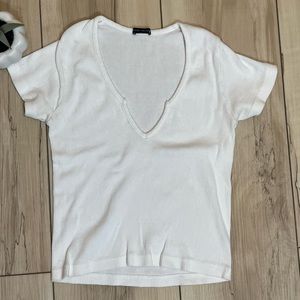 ☀️ Brandy Melville white t-shirt